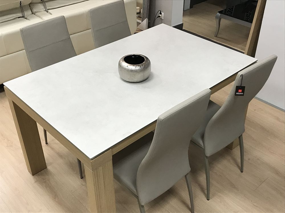 Mesa comedor madera nogal y cristal - Alcon Mobiliario