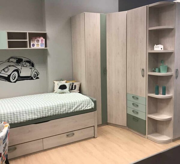 Dormitorio juvenil acabado en madera en Vitoria-Gasteiz